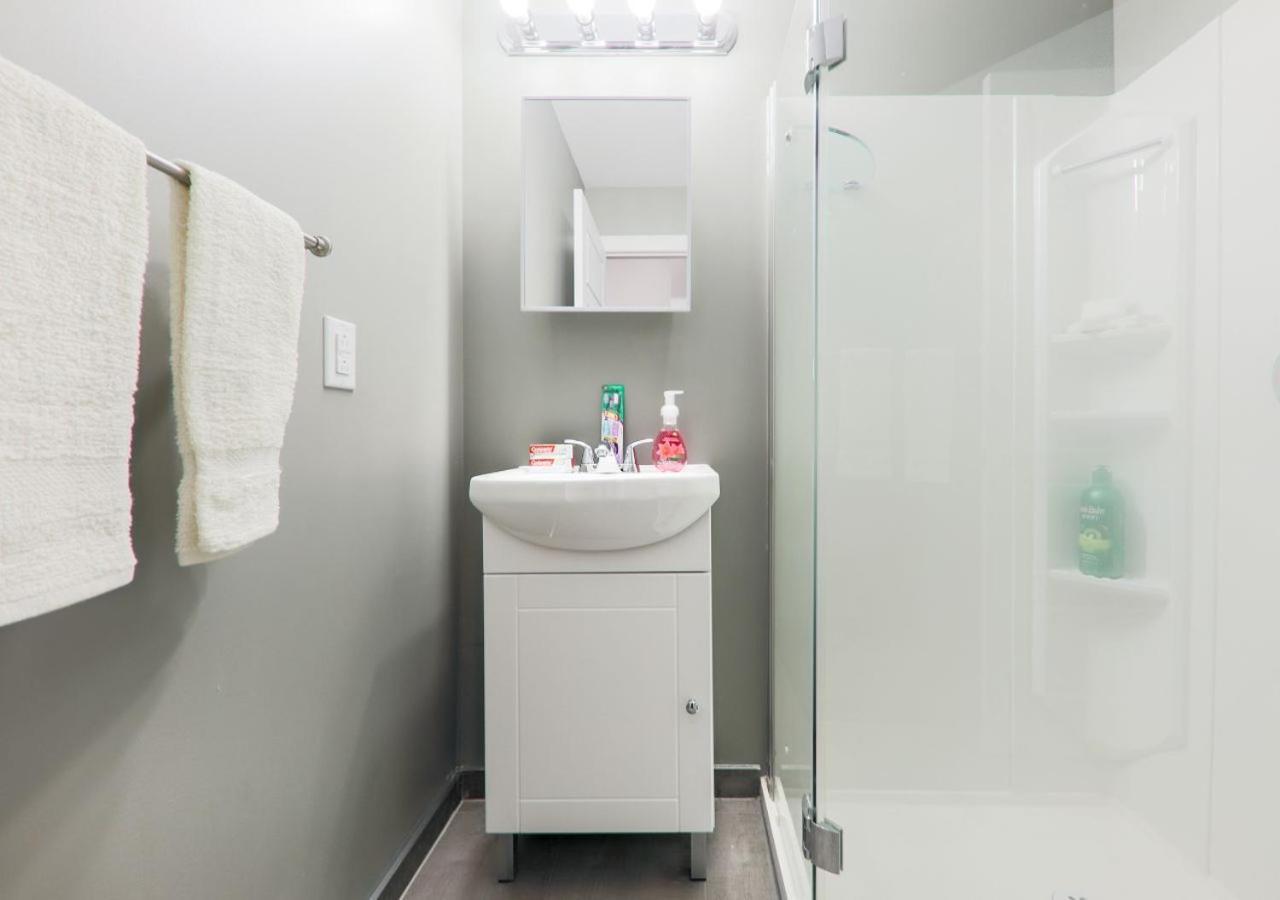 Homa Homestay Hotel By Olympic Stadium Montreal Auberge-Hostel Zewnętrze zdjęcie
